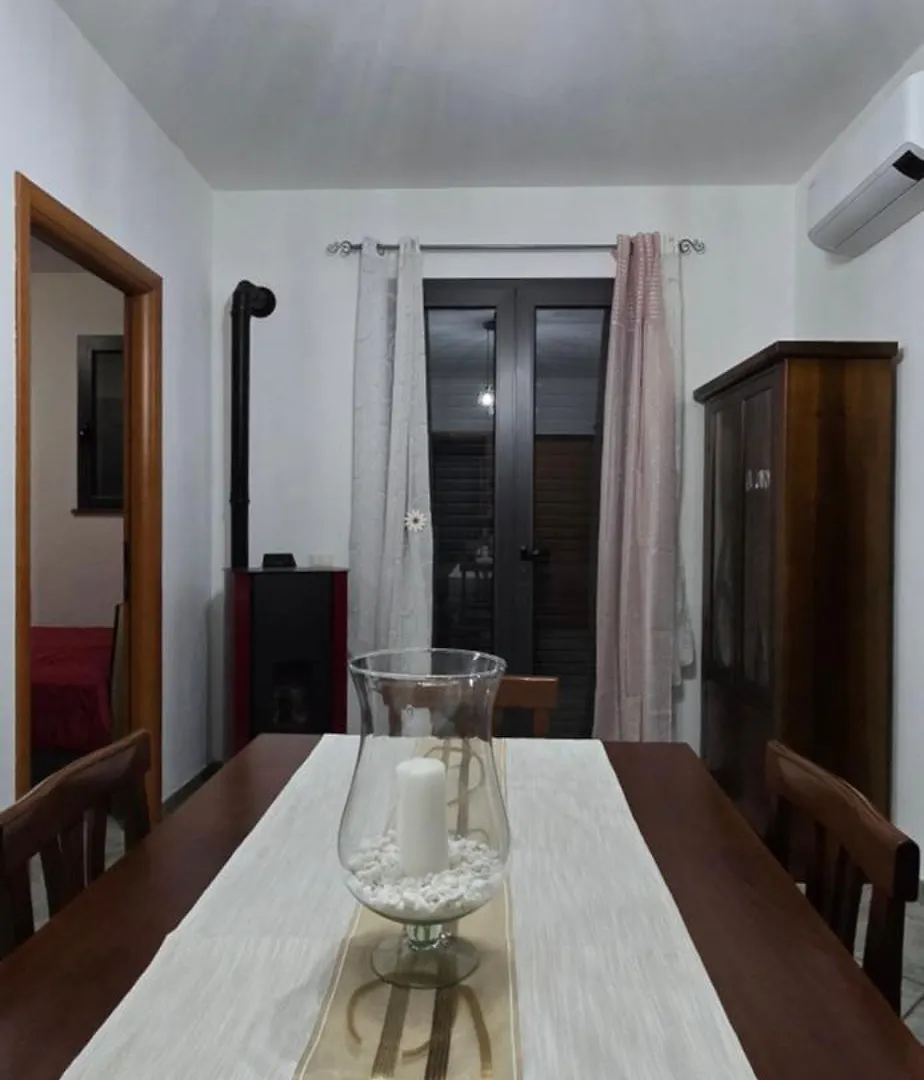 Bee House Apartment Bosa