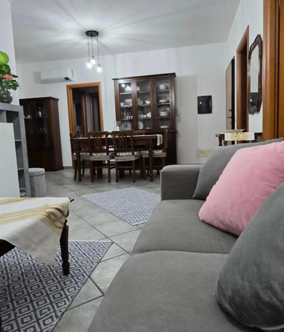 Bee House Apartment Bosa Italy